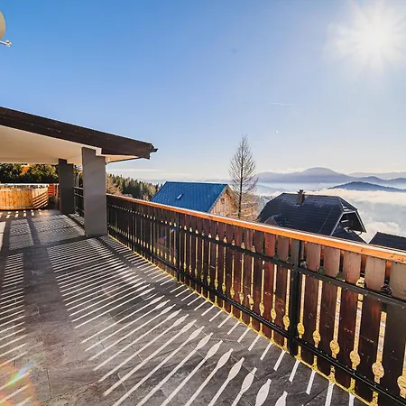 Mountainview Horizon With Private Sauna & Hot Tub Holiday home *
