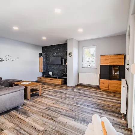 Mountainview Horizon With Private Sauna & Hot Tub Holiday home